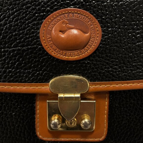 Vtg Dooney & Bourke All Weather Leather Messenger, Briefcase, Crossbody Bag - Picture 3 of 16